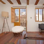 Friendly Rentals Ravel I